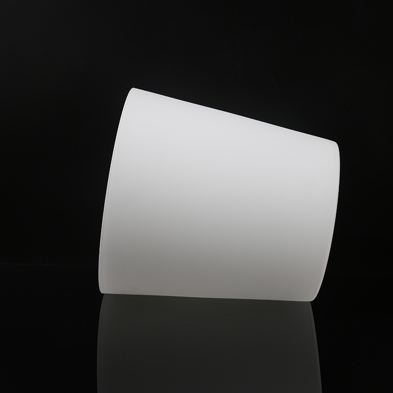 Stikla lampas abažūrs no balta marmora (3)